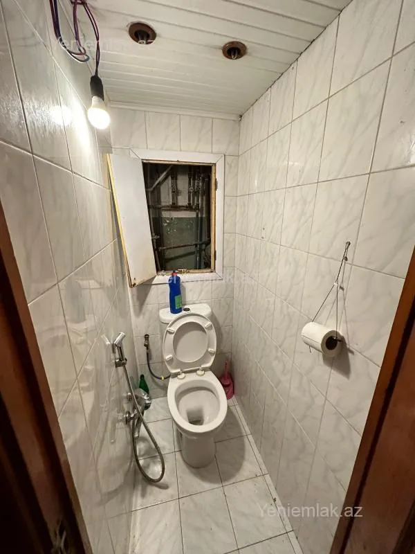 Satılır 2 otaqlı köhnə tikili 60 m²