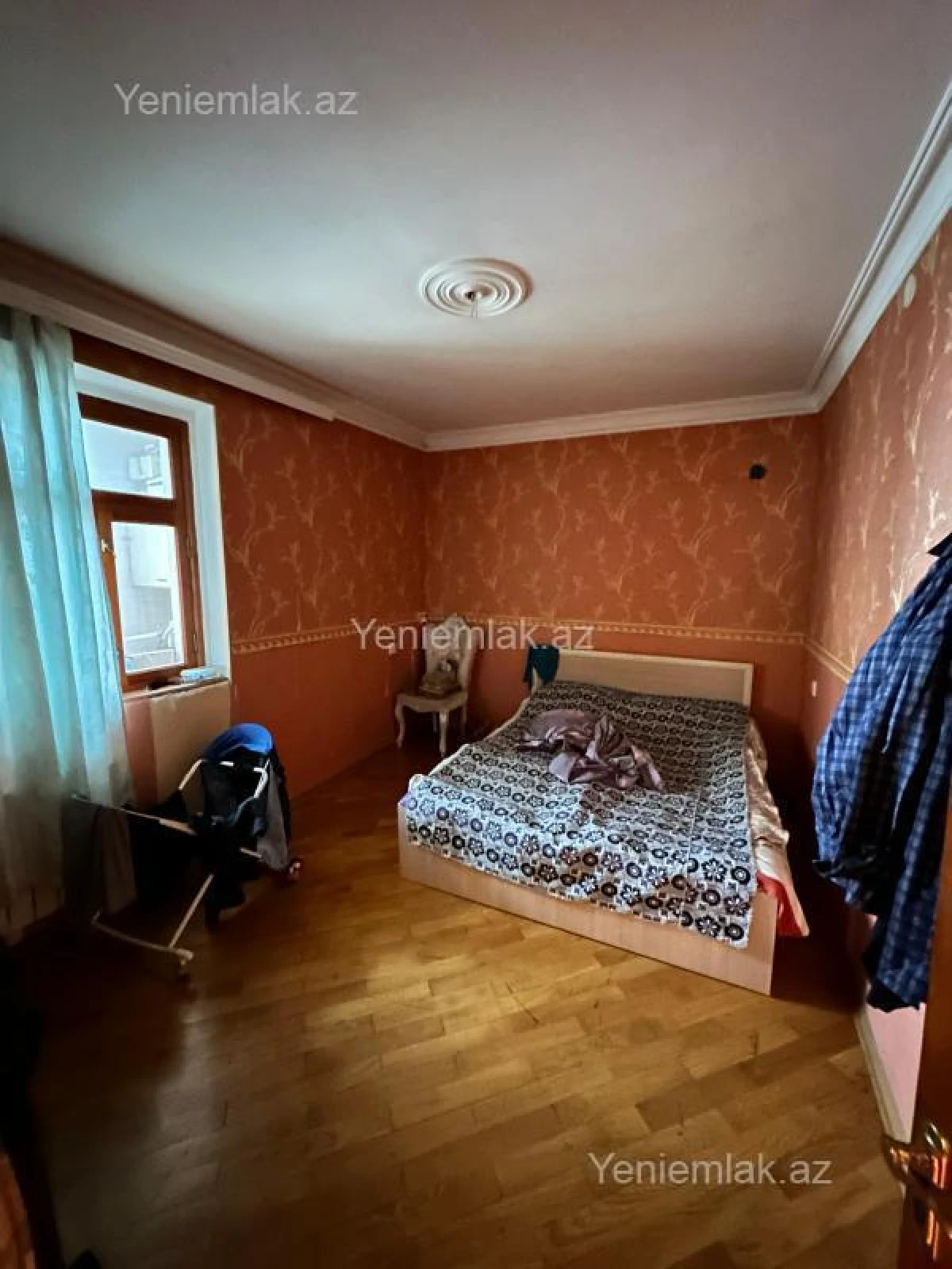 Satılır 2 otaqlı köhnə tikili 60 m²