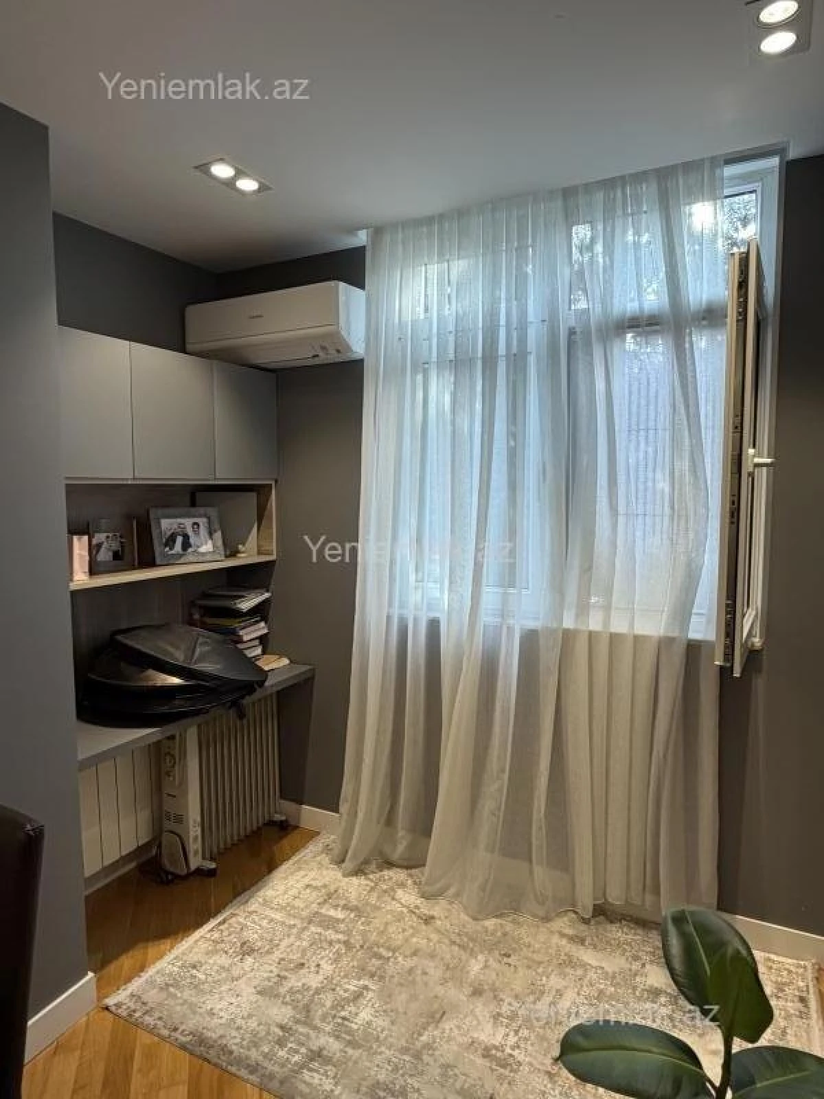 Satılır 2 otaqlı köhnə tikili 55 m²