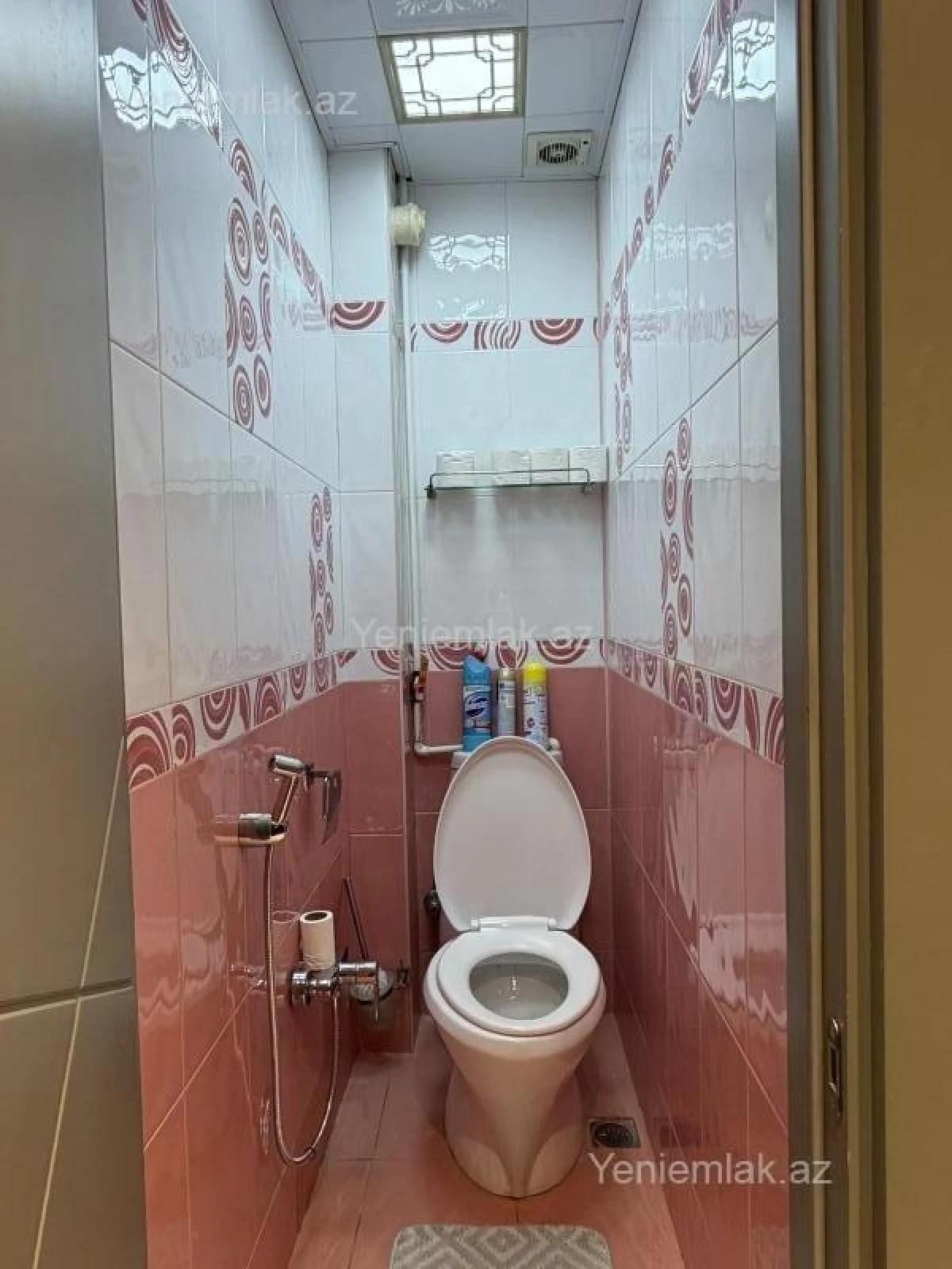 Satılır 2 otaqlı köhnə tikili 55 m²