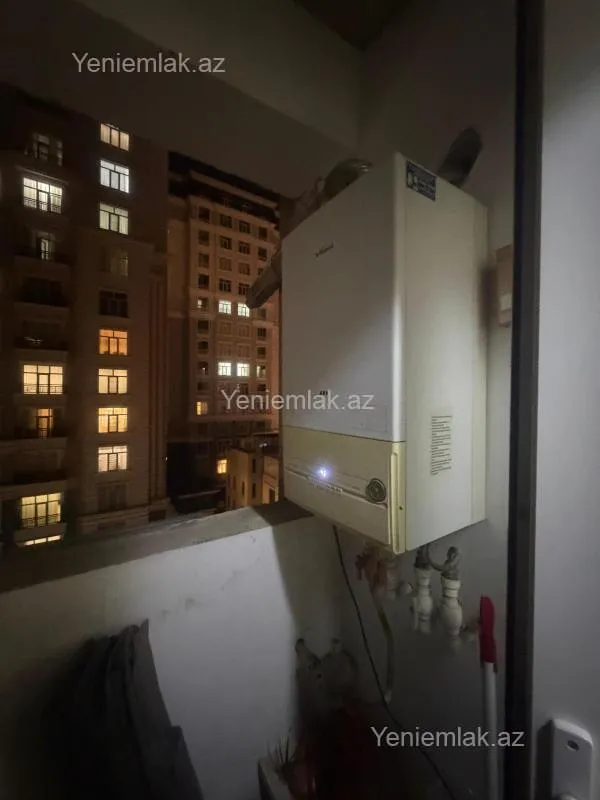 Satılır 3 otaqlı köhnə tikili 70 m²