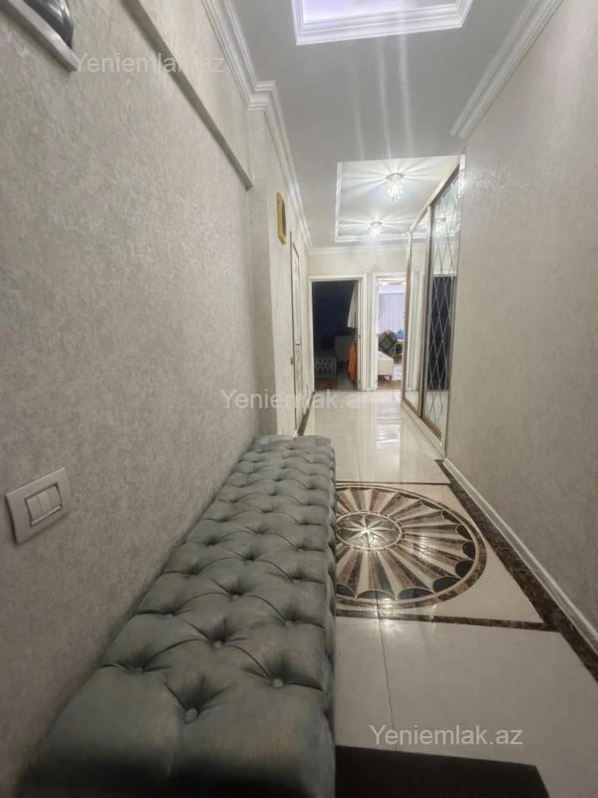 Satılır 3 otaqlı köhnə tikili 70 m²