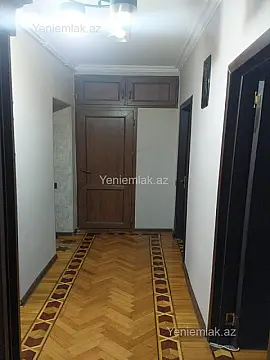 Satılır 3 otaqlı köhnə tikili 70 m² — Bakı, Binəqədi 3 otaq 70.00 m²