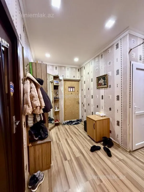 Satılır 4 otaqlı yeni tikili 110 m²