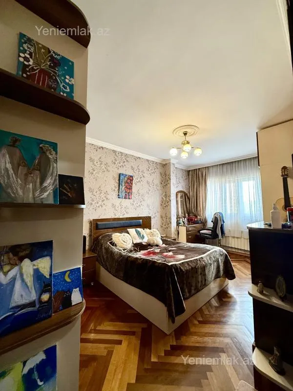 Satılır 4 otaqlı yeni tikili 110 m²