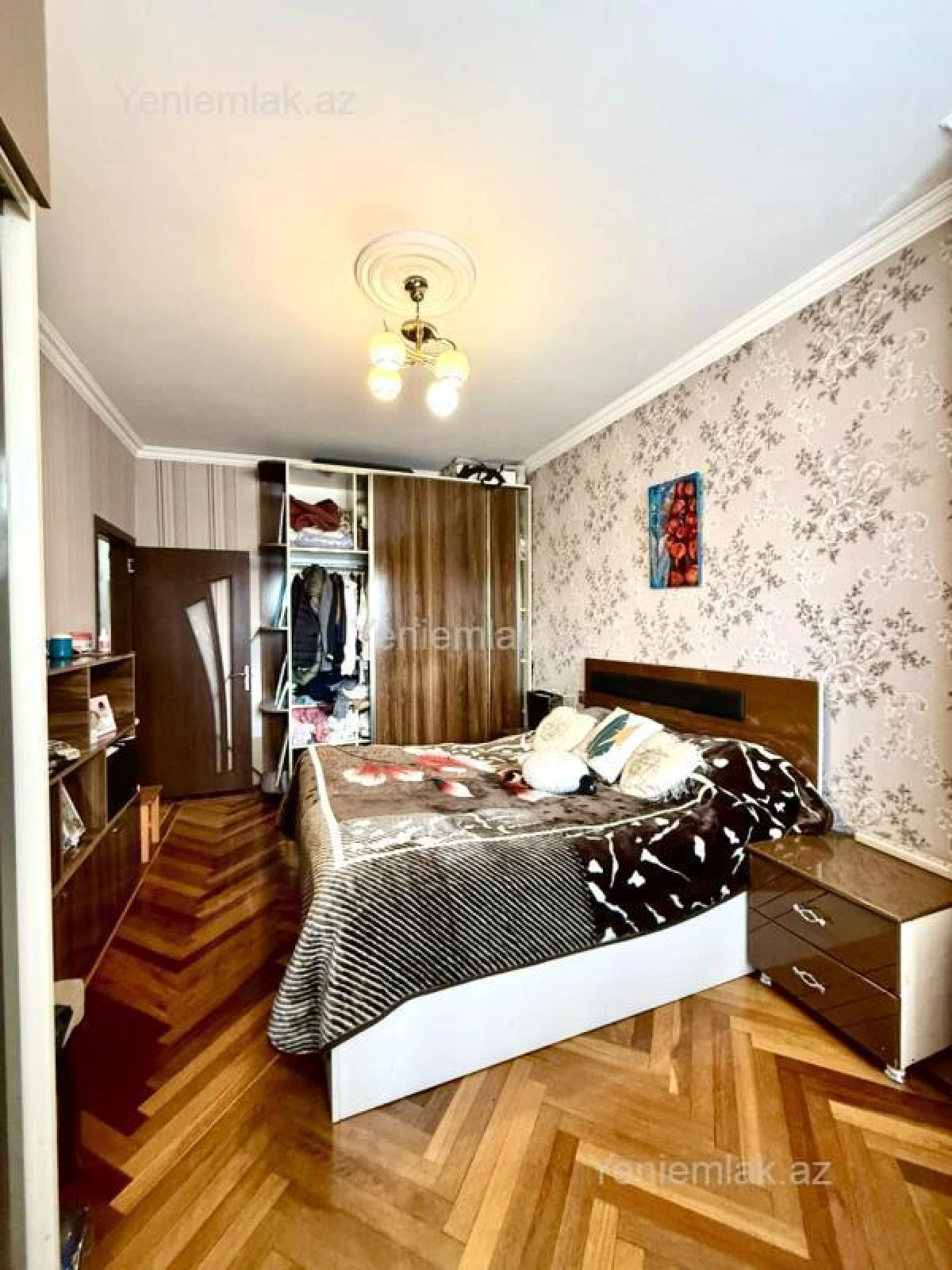 Satılır 4 otaqlı yeni tikili 110 m²
