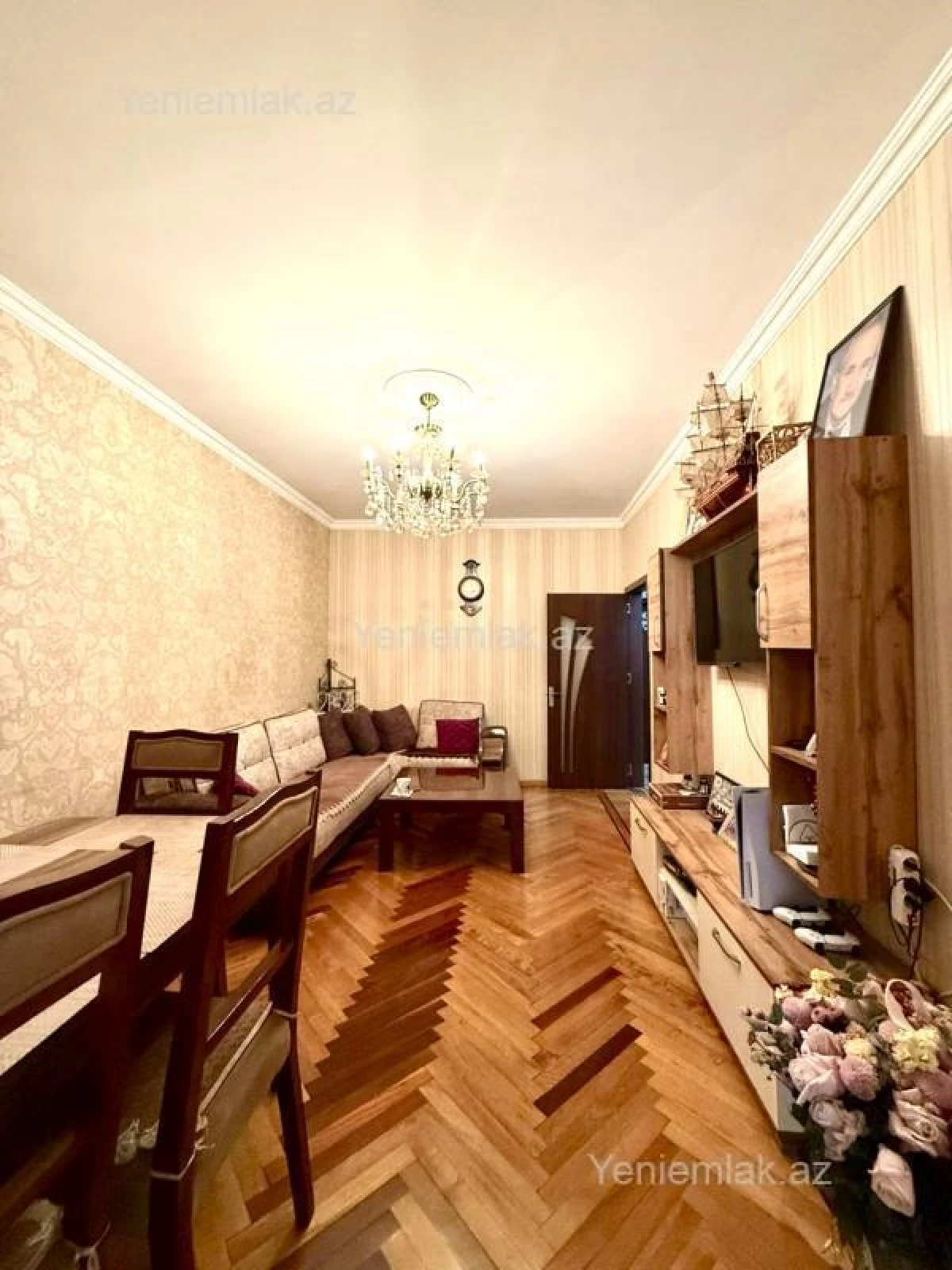 Satılır 4 otaqlı yeni tikili 110 m²