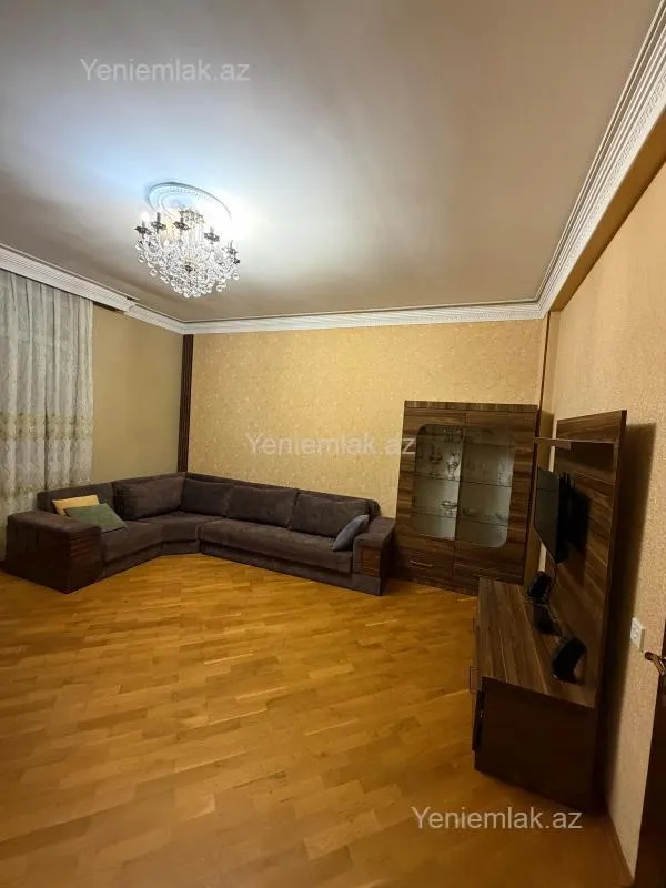 Satılır 3 otaqlı yeni tikili 88 m²