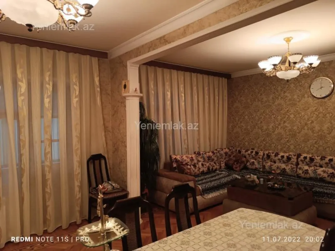 Satılır 5 otaqlı köhnə tikili 110 m²
