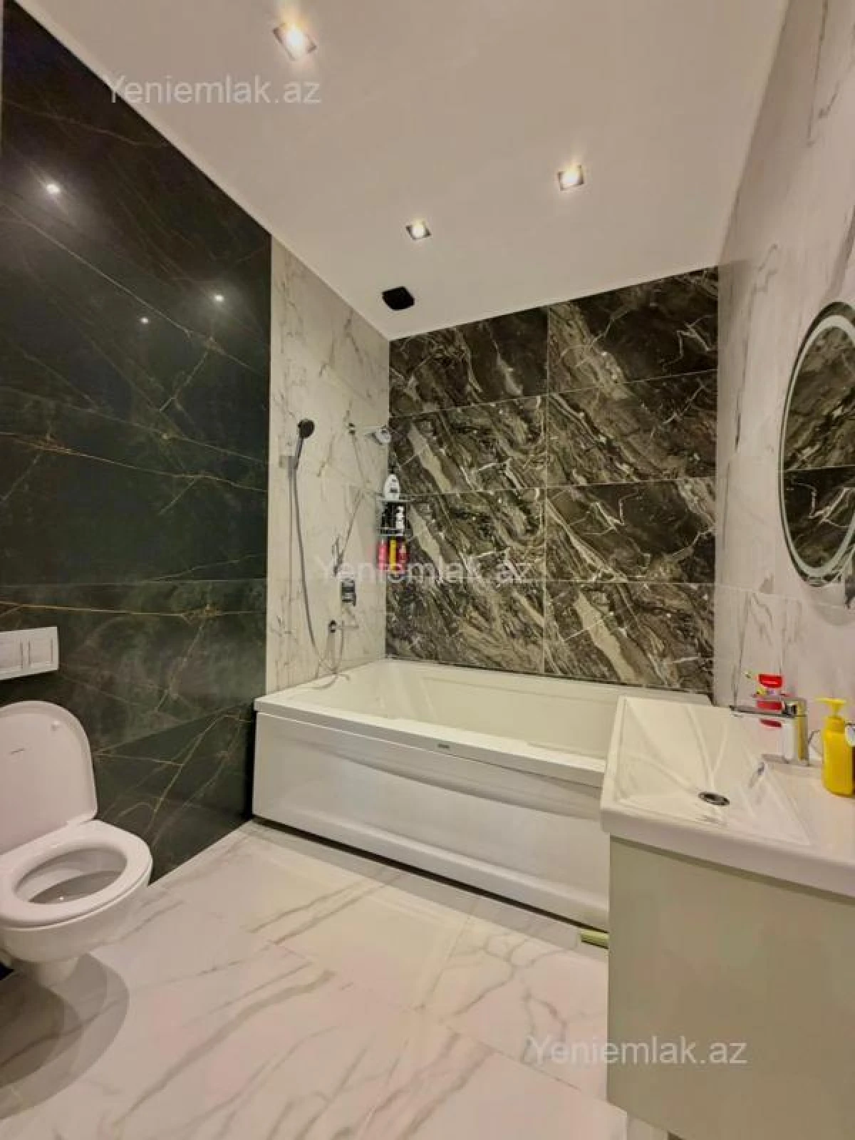 Satılır 7 otaqlı həyət evi 500 m²