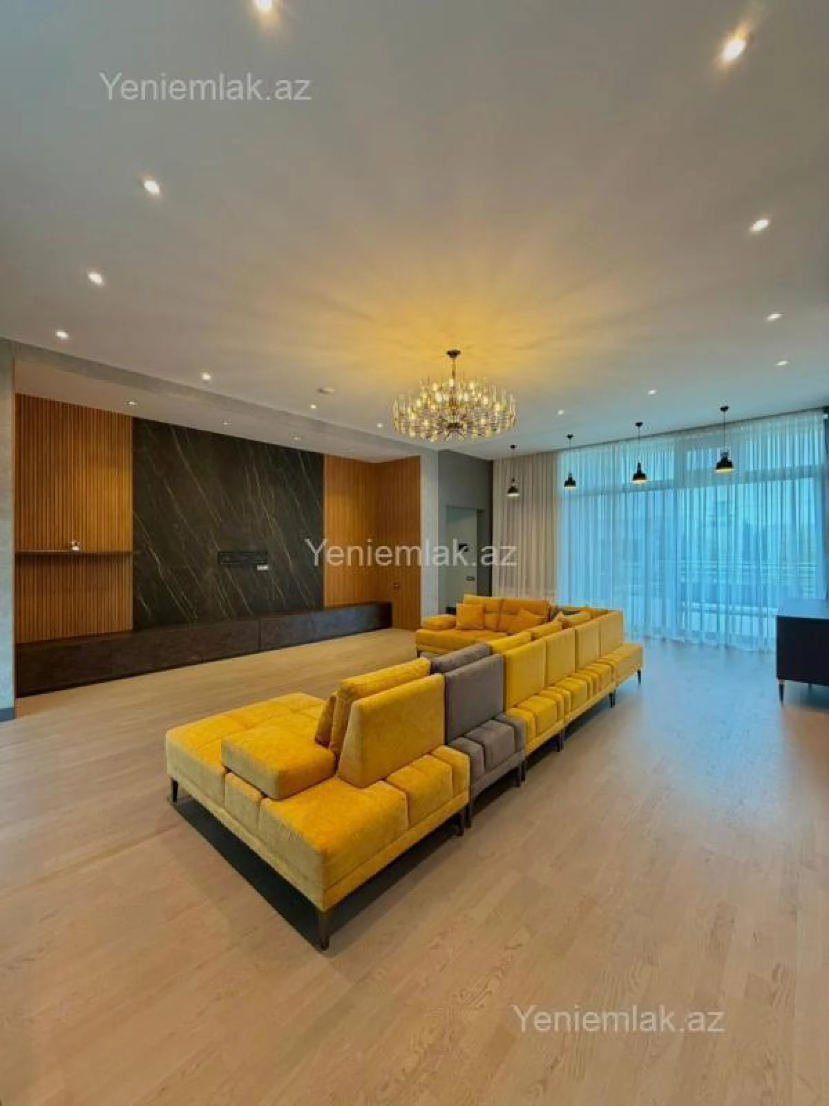 Satılır 7 otaqlı həyət evi 500 m²