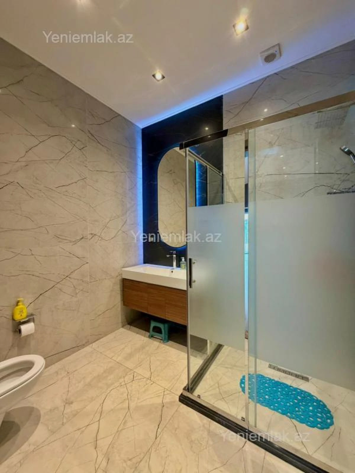 Satılır 7 otaqlı həyət evi 500 m²