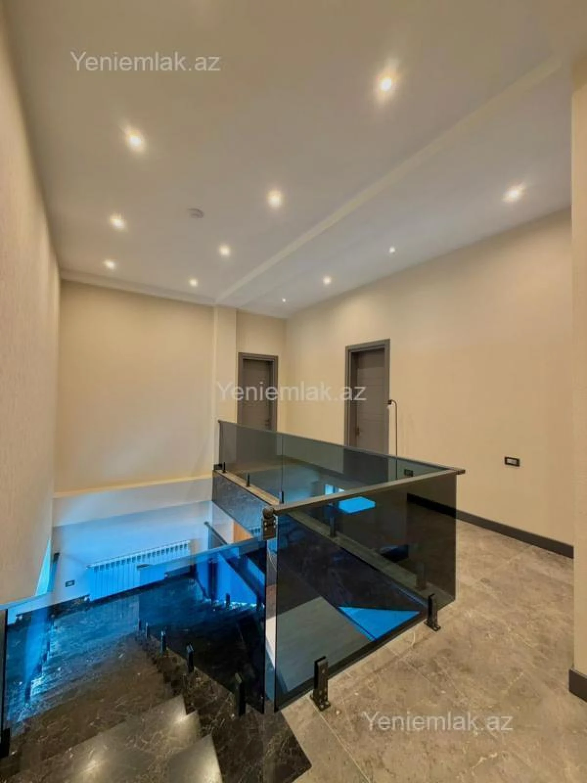 Satılır 7 otaqlı həyət evi 500 m²