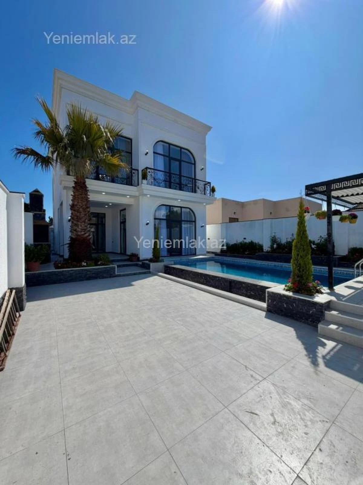 Satılır 4 otaqlı həyət evi 180 m²