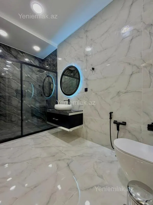 Satılır 4 otaqlı həyət evi 202 m²