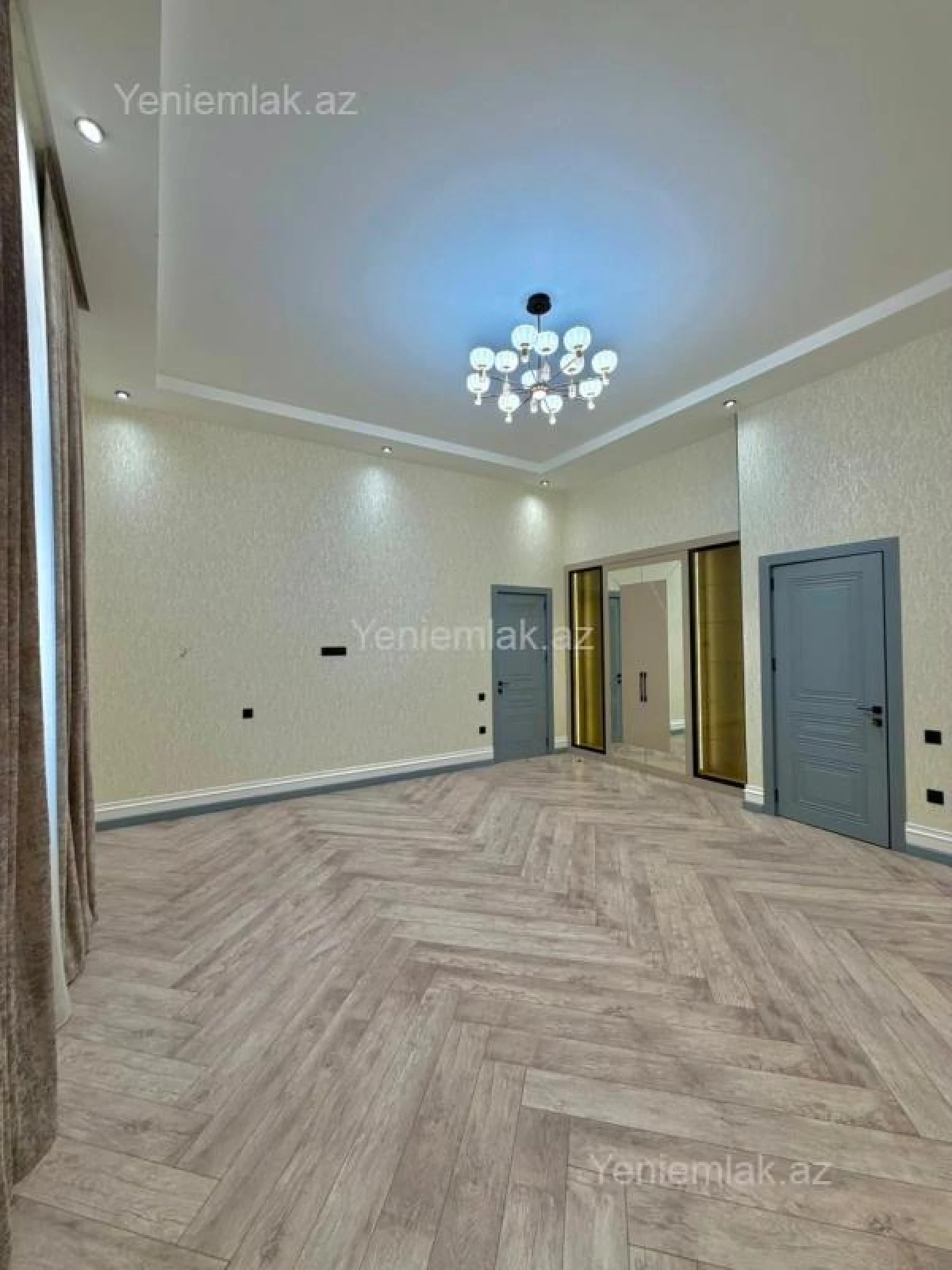 Satılır 4 otaqlı həyət evi 202 m²