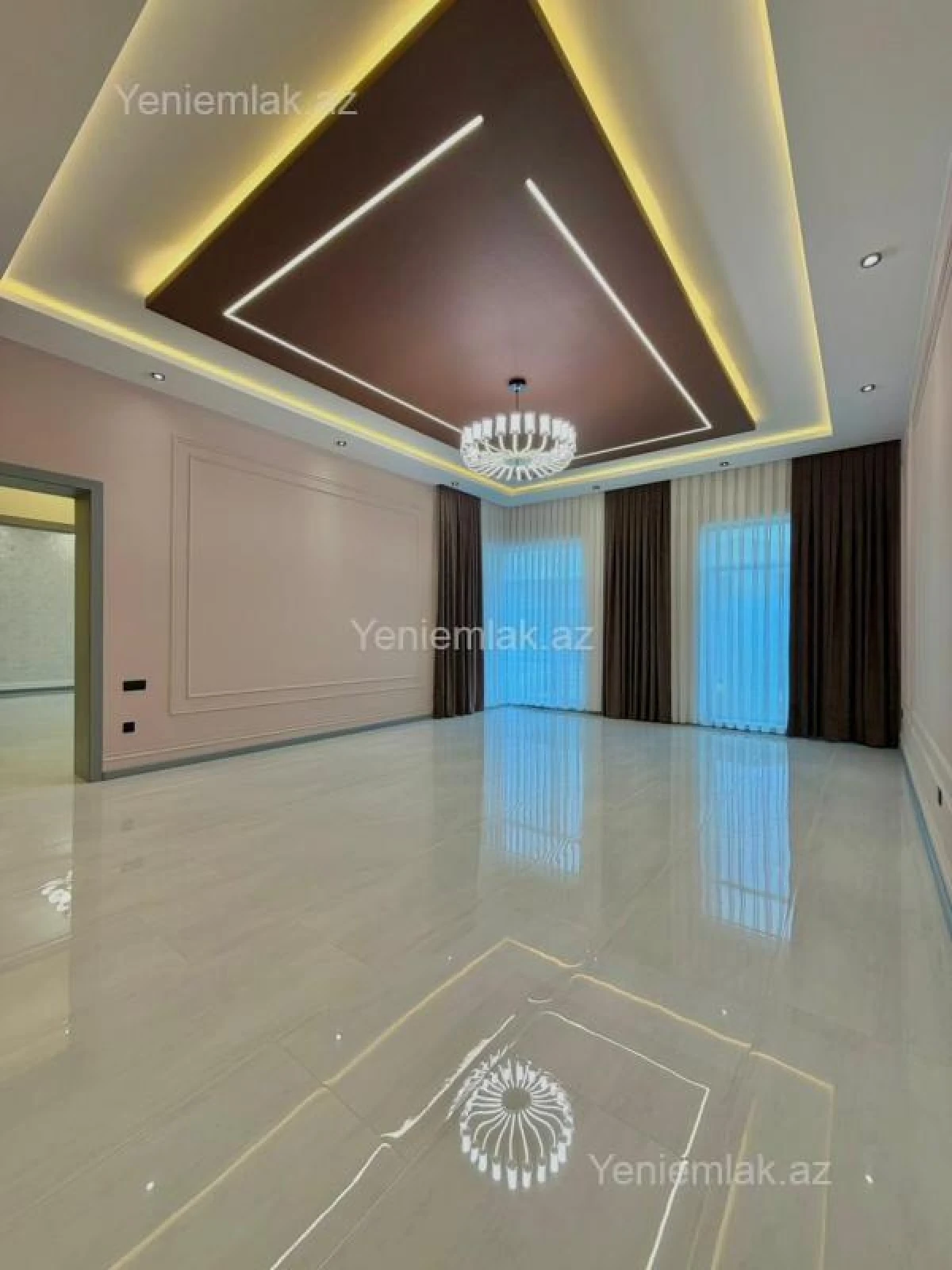 Satılır 4 otaqlı həyət evi 202 m²