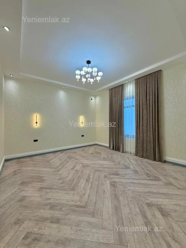 Satılır 4 otaqlı həyət evi 202 m²