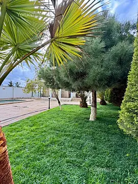 Satılır 4 otaqlı həyət evi 180 m²