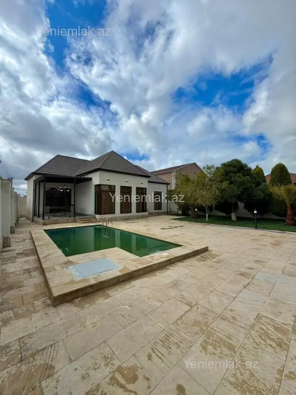 Satılır 4 otaqlı həyət evi 180 m²