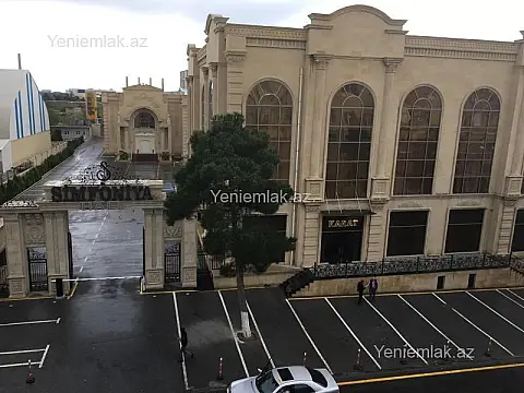 Satılır 2 otaqlı köhnə tikili 55 m²