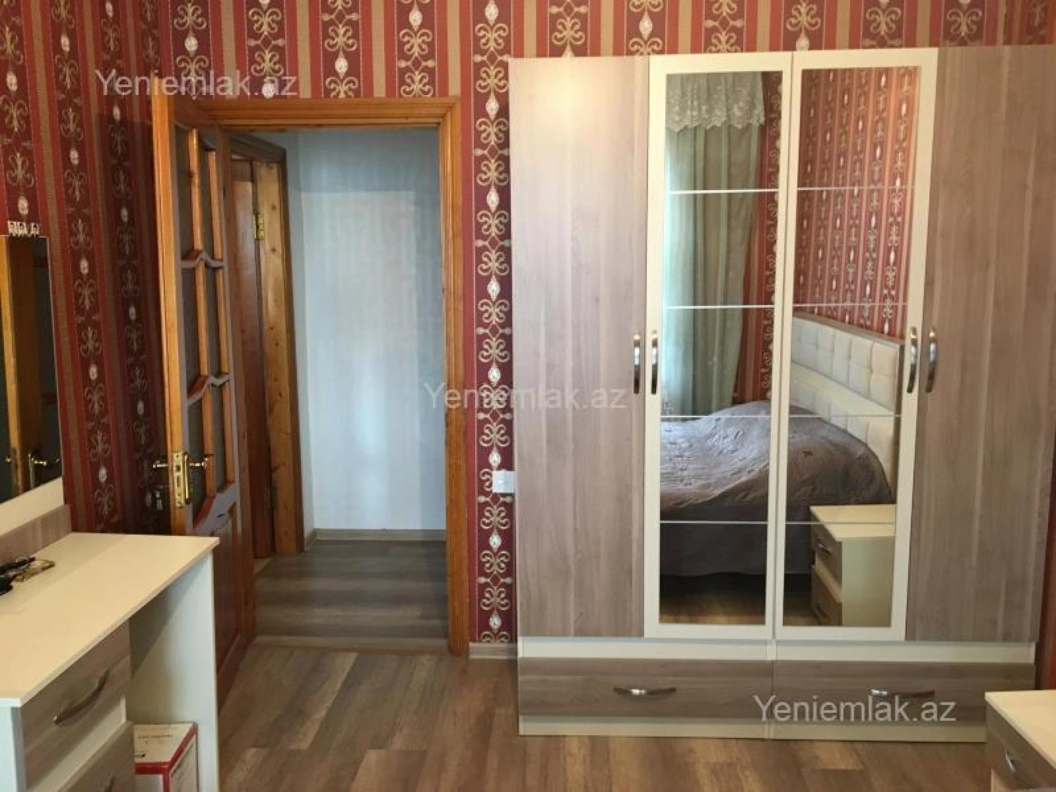 Satılır 2 otaqlı köhnə tikili 55 m²