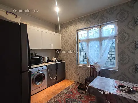 Satılır 4 otaqlı həyət evi 120 m²