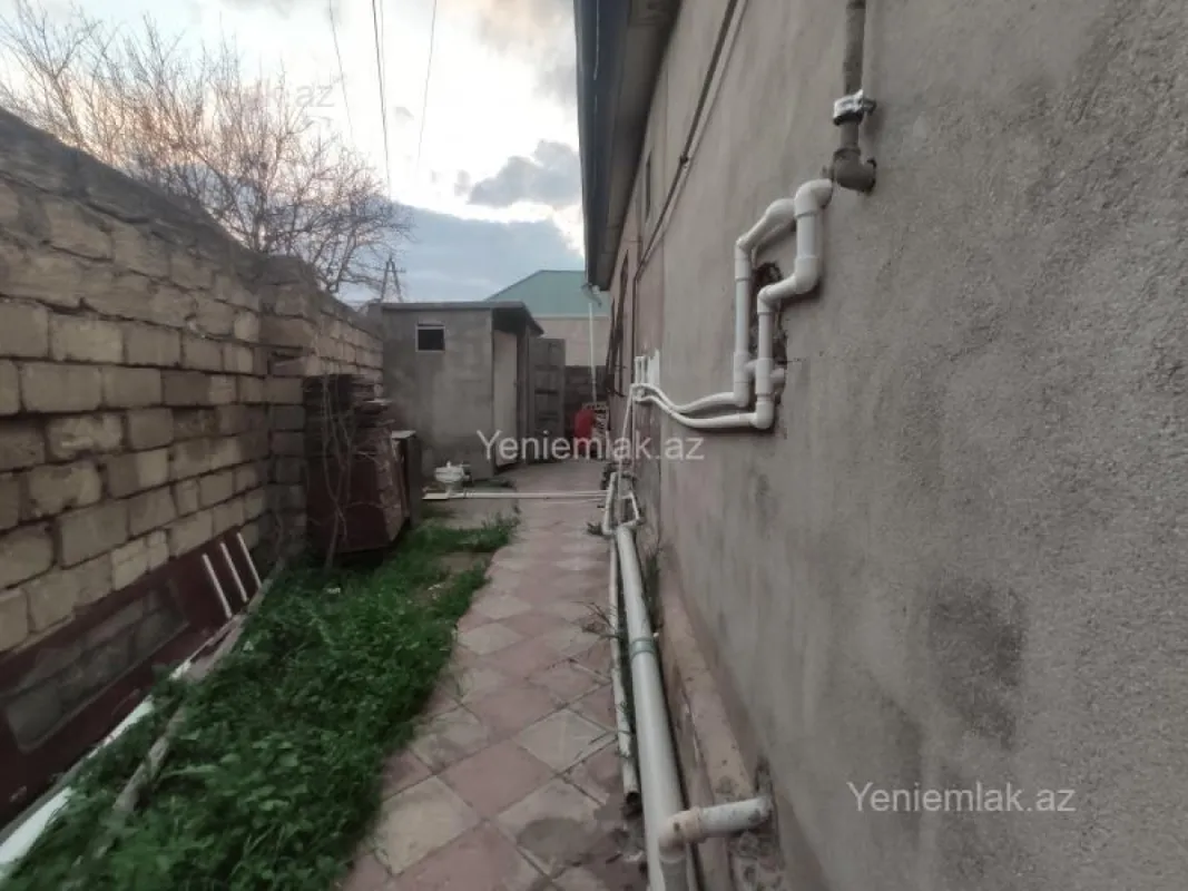 Satılır 4 otaqlı həyət evi 120 m²