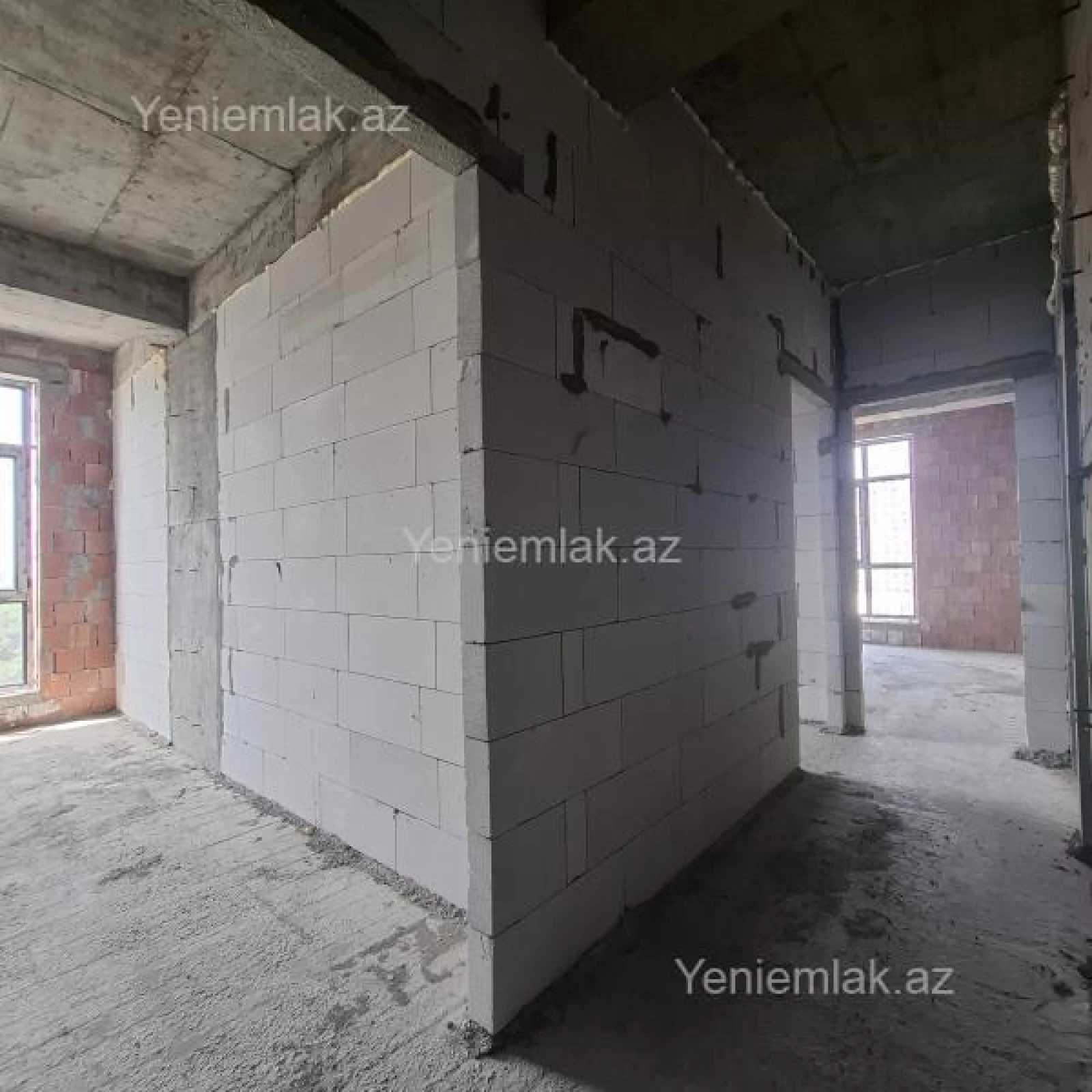 Satılır 3 otaqlı yeni tikili 98.43 m²