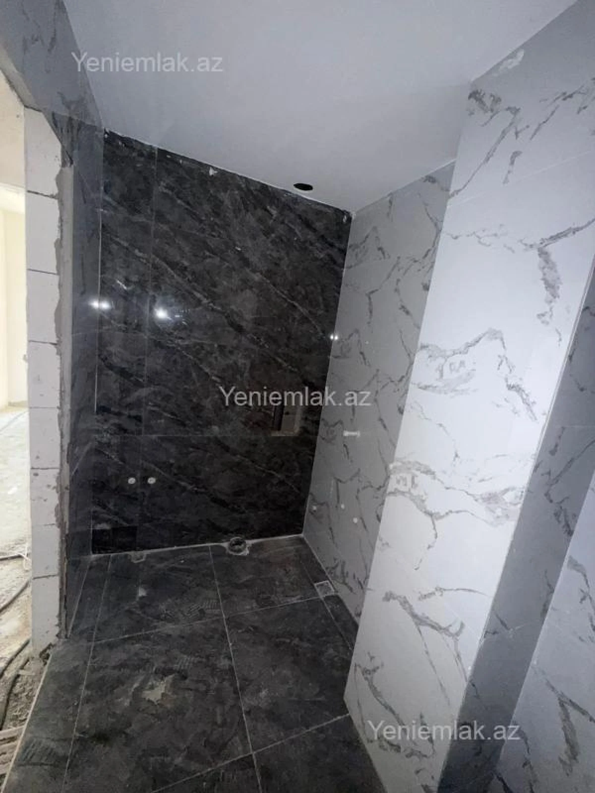 Satılır 2 otaqlı yeni tikili 76.13 m²