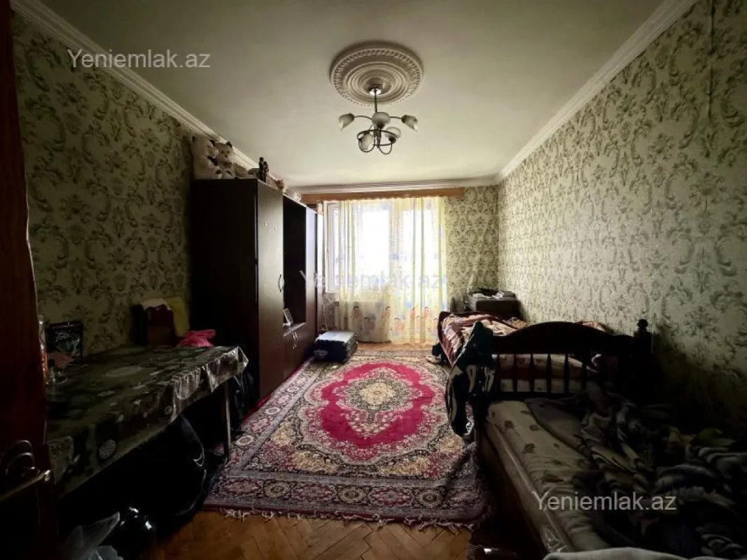 Satılır 3 otaqlı köhnə tikili 70 m²