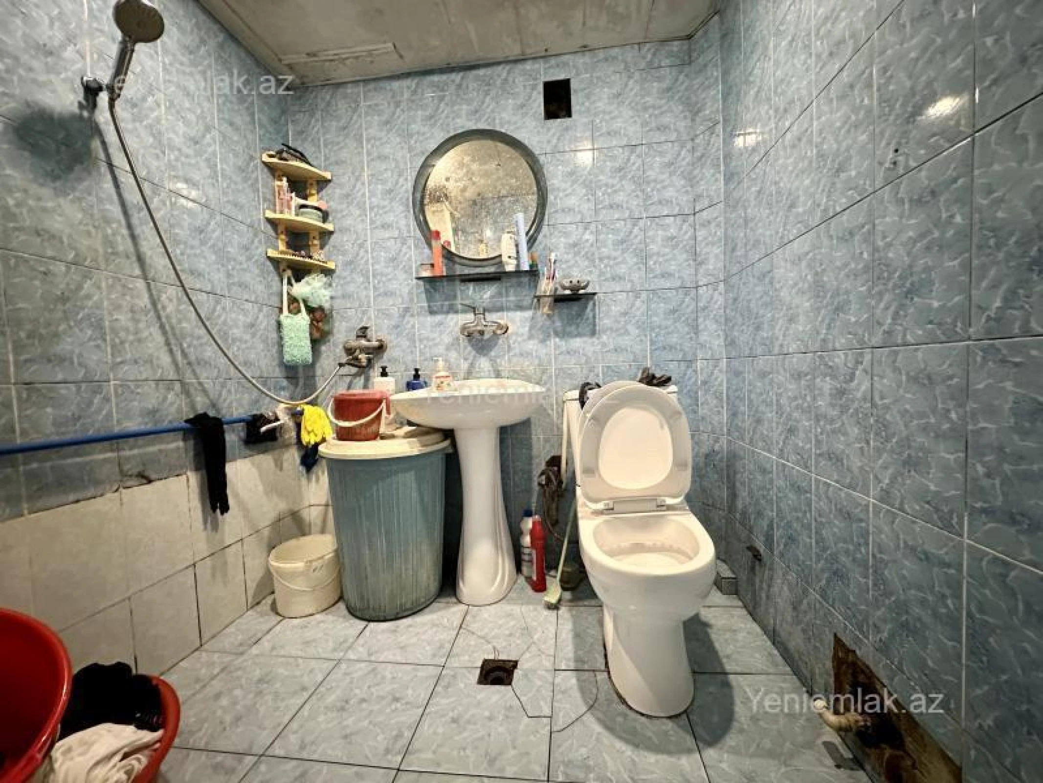 Satılır 3 otaqlı köhnə tikili 70 m²