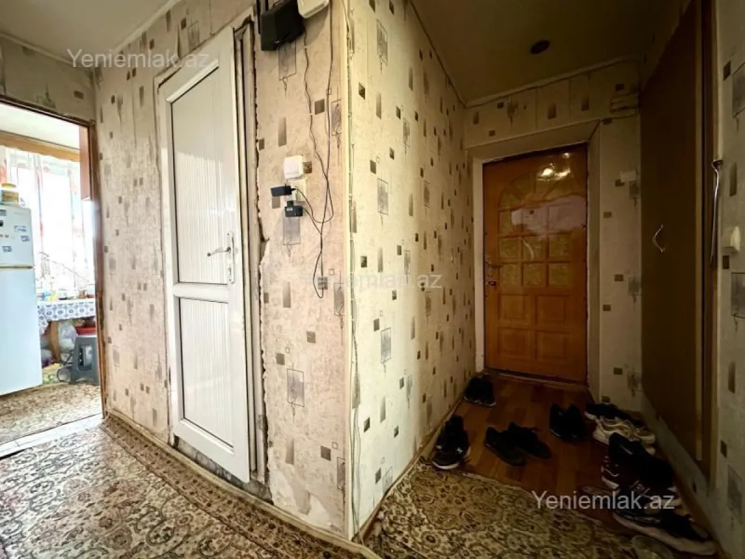 Satılır 3 otaqlı köhnə tikili 70 m²