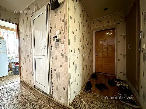 Satılır 3 otaqlı köhnə tikili 70 m²