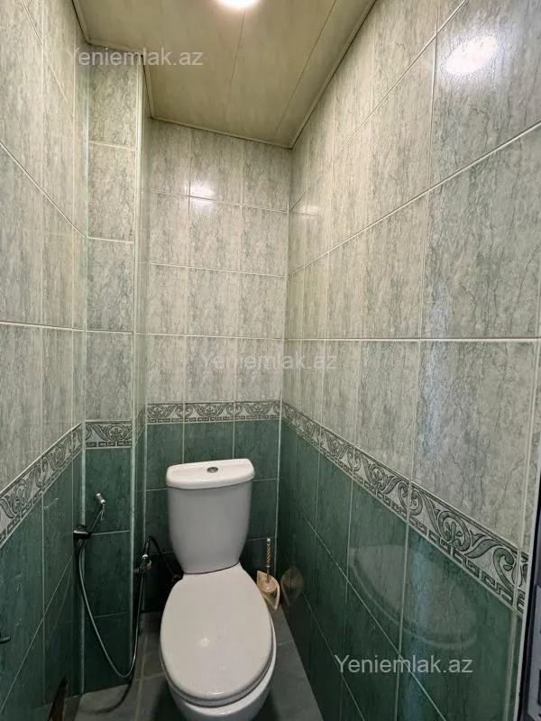 Satılır 3 otaqlı köhnə tikili 80 m²