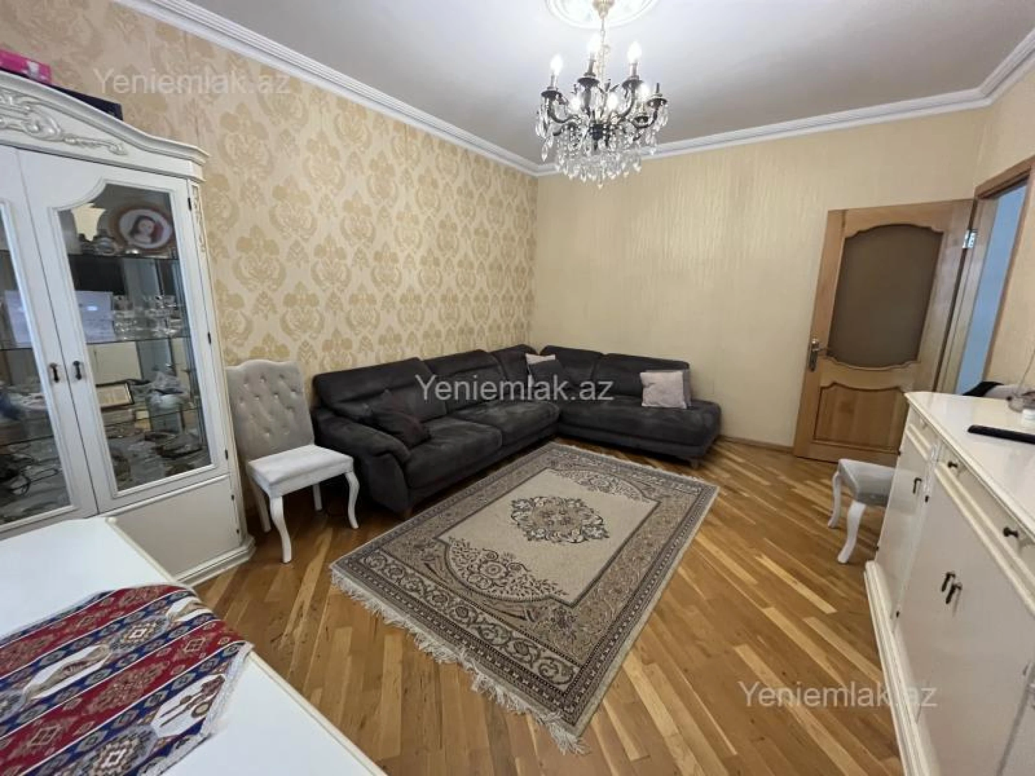 Satılır 3 otaqlı köhnə tikili 80 m²