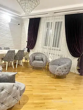 Satılır 3 otaqlı yeni tikili 135 m²
