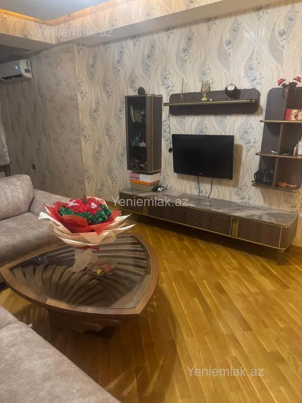 Satılır 3 otaqlı yeni tikili 92 m²