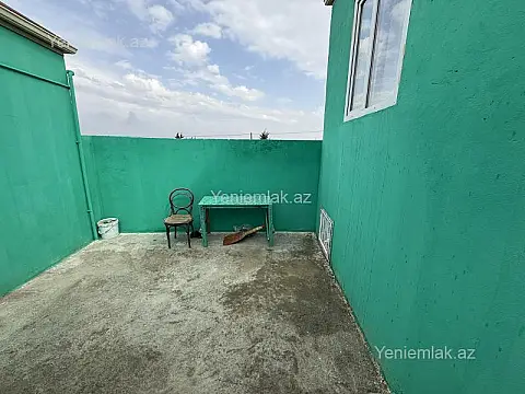 Satılır 3 otaqlı həyət evi 80 m²
