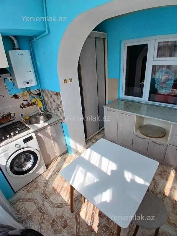 Satılır 3 otaqlı yeni tikili 70 m²