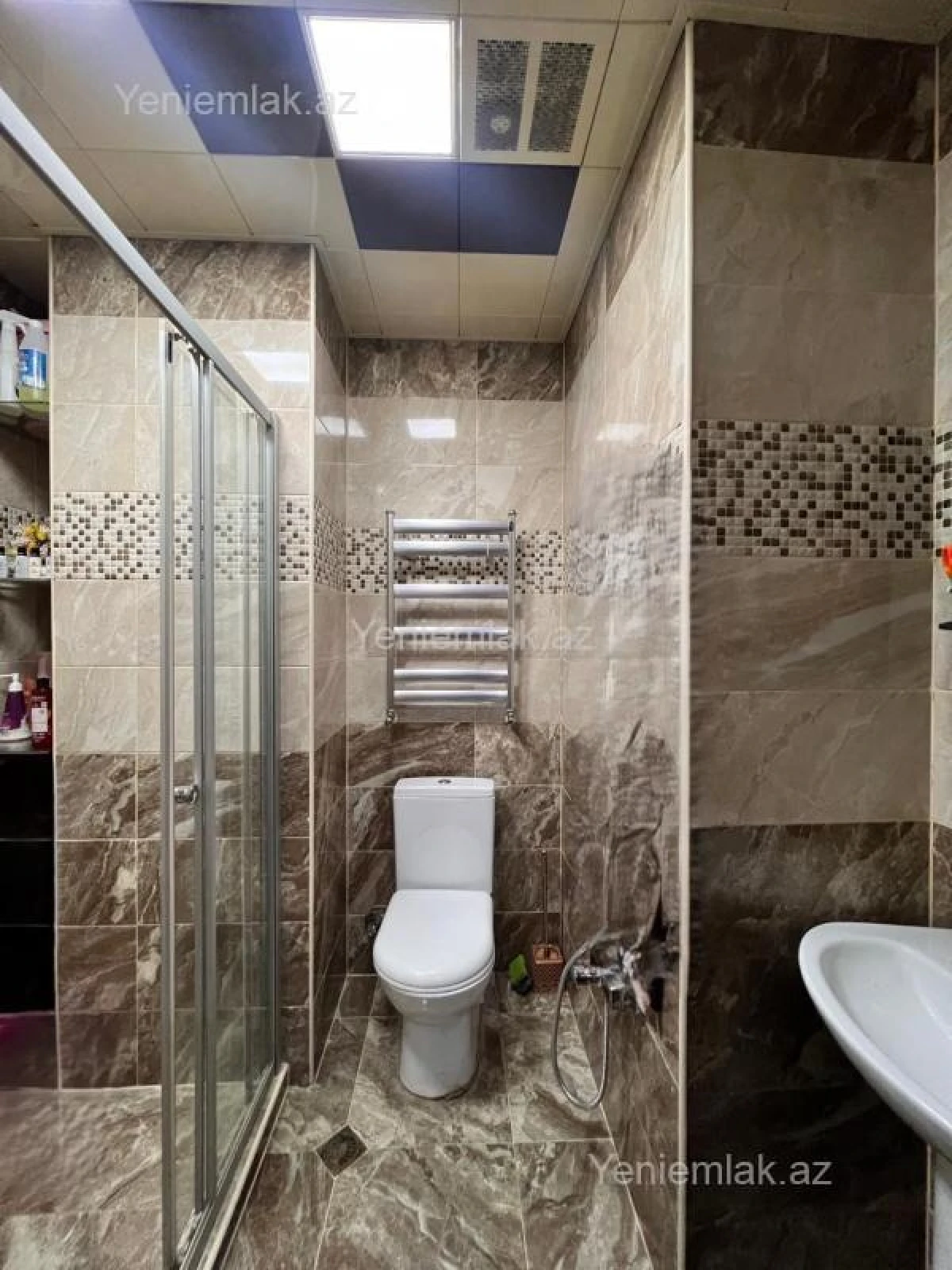 Satılır 3 otaqlı yeni tikili 70 m²