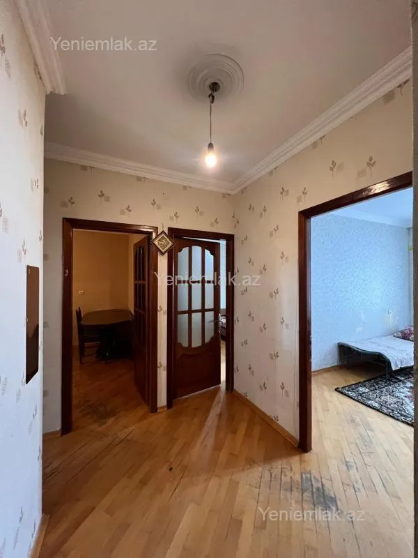 Satılır 3 otaqlı köhnə tikili 75 m²