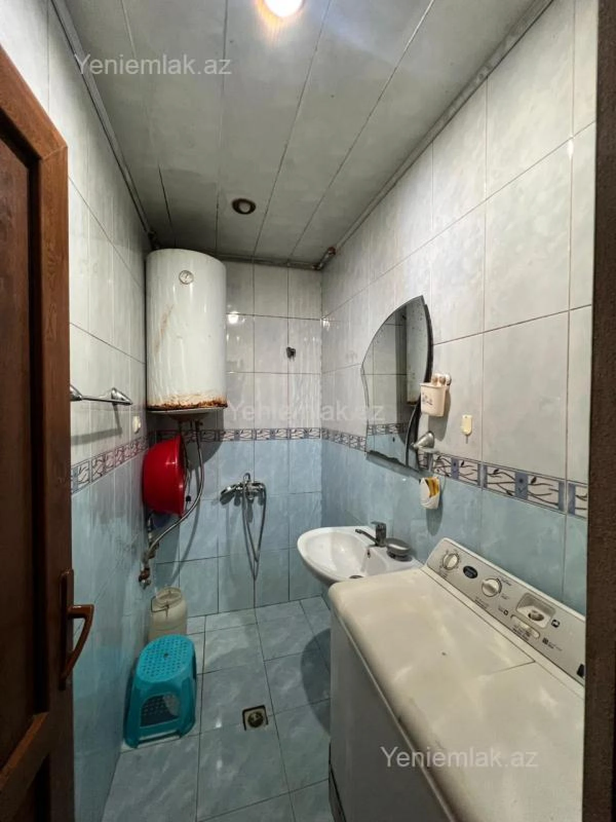 Satılır 3 otaqlı köhnə tikili 75 m²