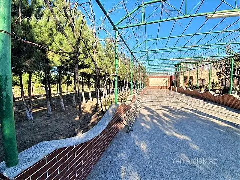 Satılır 6 otaqlı həyət evi 600 m²