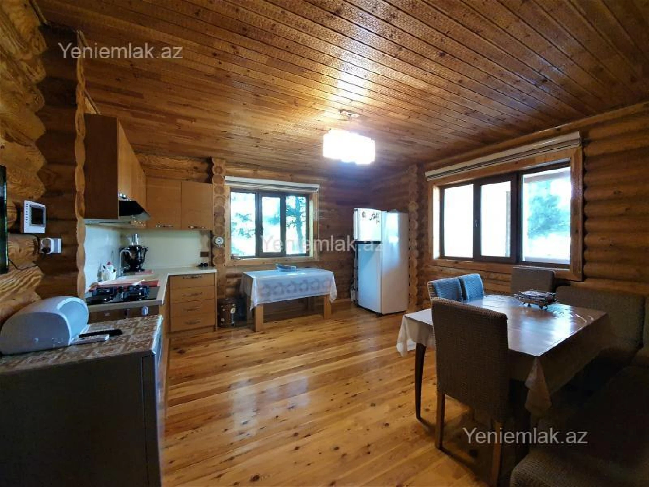 Satılır 6 otaqlı həyət evi 600 m²