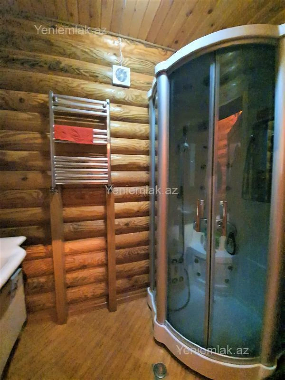 Satılır 6 otaqlı həyət evi 600 m²