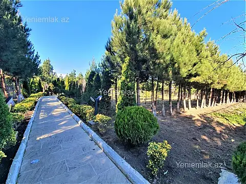 Satılır 6 otaqlı həyət evi 600 m²