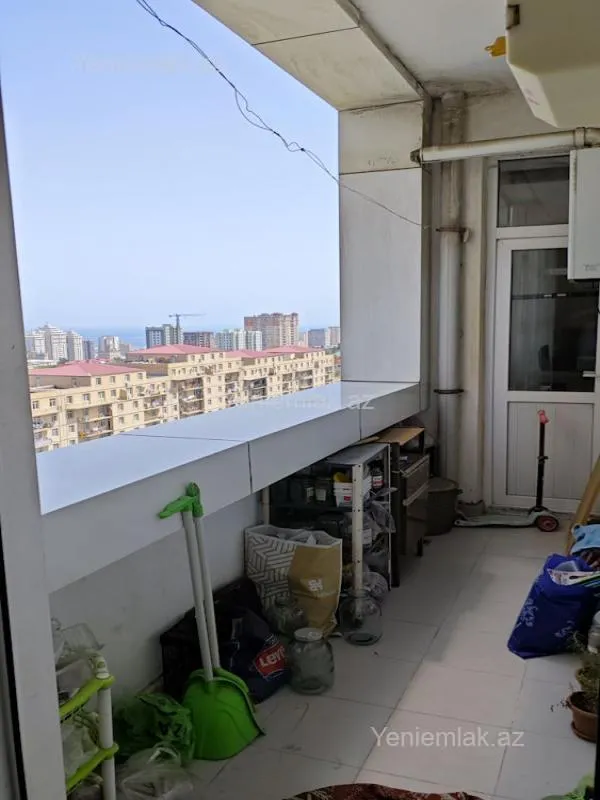 Satılır 3 otaqlı yeni tikili 135 m²