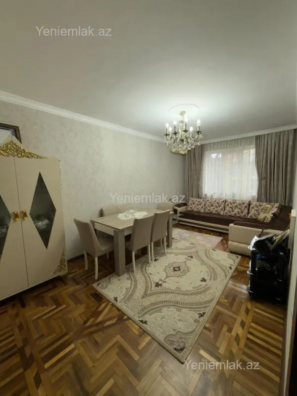 Satılır 3 otaqlı köhnə tikili 85 m²