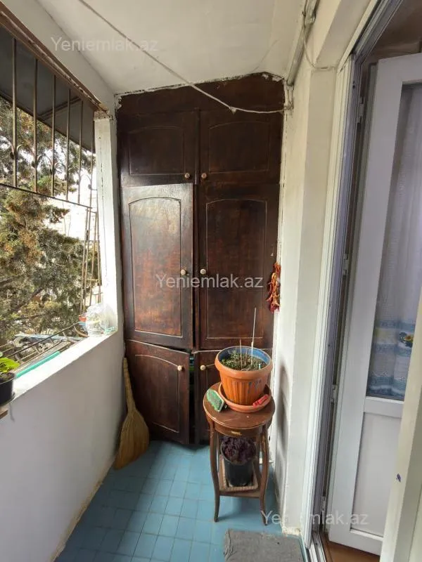 Satılır 3 otaqlı köhnə tikili 85 m²